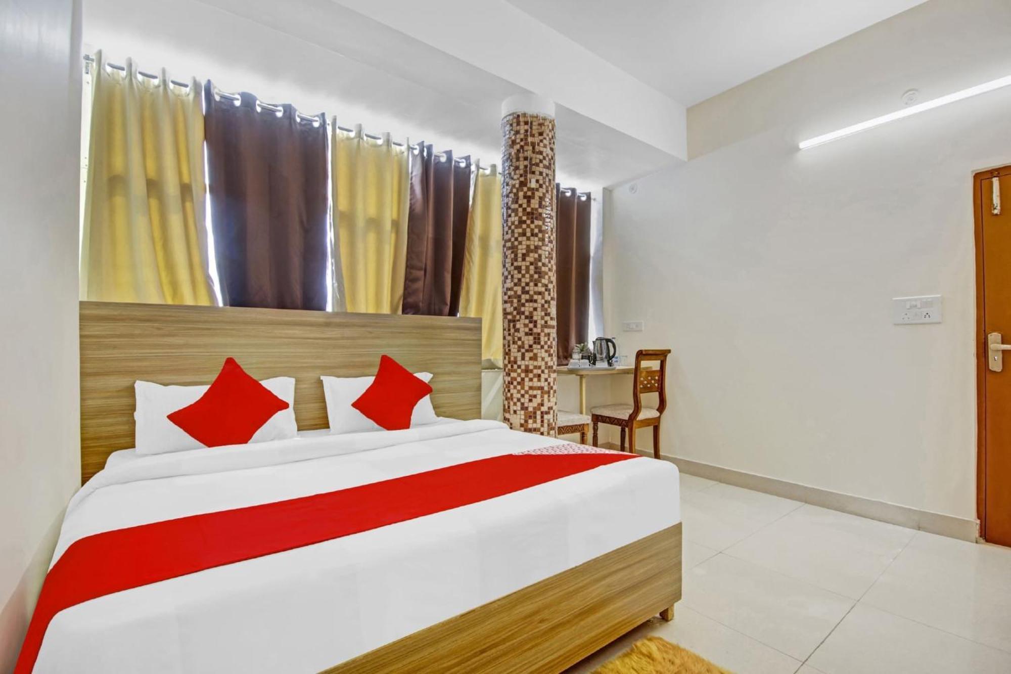 Oyo Flagship 80772 Hotel The Grand Rdc Ghaziabad Eksteriør billede